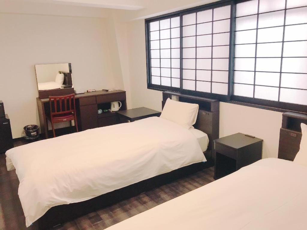 Rozy Hotel Namba Osaka Zewnętrze zdjęcie